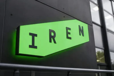 IREN Stock Slips After Russell 1000 Inclusion Highlights CEO Compensation