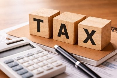 IRS Staffing Shortfall May Dampen Economic Boost from Trump's Tax Refund Surge