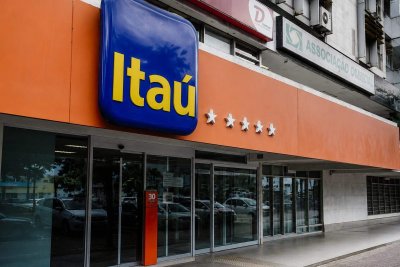 Itaú Unibanco Shares Surge on $3 Billion Capital Boost Plan