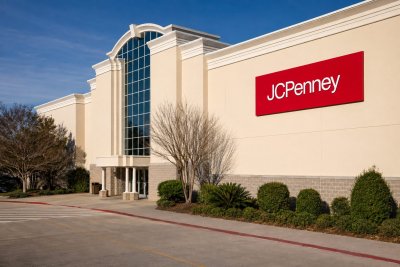 JCPenney's $15 Trade-In Deal Puts Off-Price Rivals on Alert