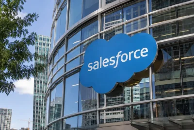 KeyBanc Downgrades Salesforce on AI Growth Concerns