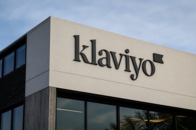 Klaviyo Beats Q1 Estimates, CFO Departure Weighs on Shares