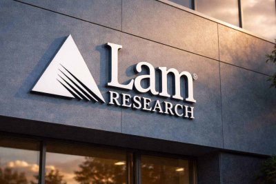 Lam Research Surges 8% Amid Semiconductor Rally, Eyes on Macro Data and Nvidia