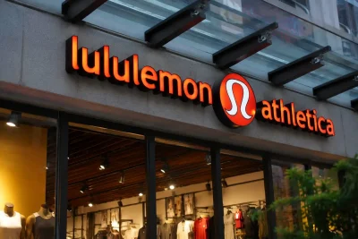 Lululemon Stock Climbs 8% on Global Growth, Offsetting US Decline