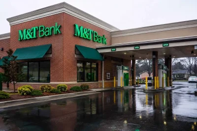 M&T Bank Boosts Borrowing to Fuel Loan Growth Amid Record Earnings
