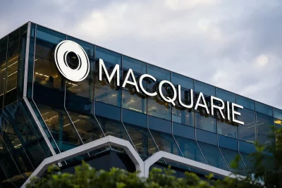 Macquarie Group Hits Record High Amid Oil Price Surge