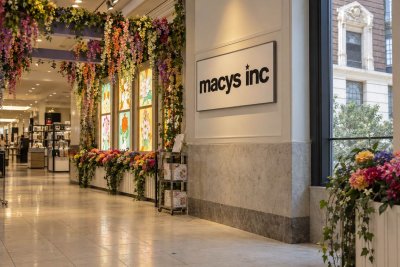 Macy's Q2 Preview: Credibility at Stake Despite Low Bar