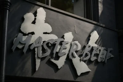 MasterBeef Shares Rocket 121% on Thin Float as Volume Hits 26M