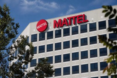 Mattel Holds Steady Despite Analyst Downgrades, Buyback Potential Eyed