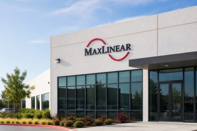 MaxLinear's AI Data-Center Pivot Under Pressure as Stock Surges Past Analyst Targets