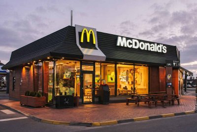 McDonald's Enters Specialty Drink Wars with New Refresher and Craft Soda Lineup