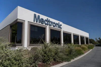 Medtronic Stock Drops 6% Ahead of Earnings Report