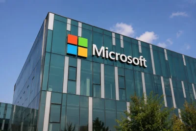 Microsoft Defies Nasdaq Slump as AI Strategy Shields Stock