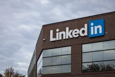 Microsoft's LinkedIn to Cut 5% of Workforce Amid Revenue Growth