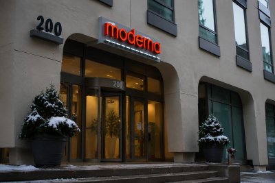 Moderna Shares Surge on CAR-T Pipeline Plans, Outperform Sector