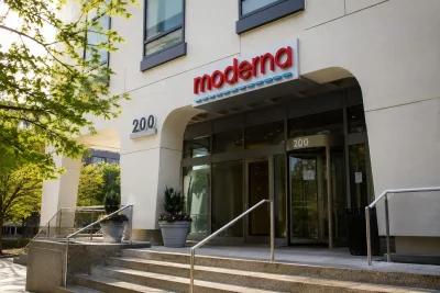 Moderna Surges 10% as Flu Vaccine Hopes Add $2.9B to Market Cap