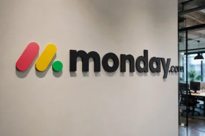 Monday.com Shares Rally on AI Growth and Q1 Beat, Yet Challenges Loom