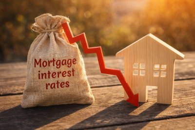 Mortgage Rates Dip as Markets Pause; Builders Gain Ahead of Fed Minutes
