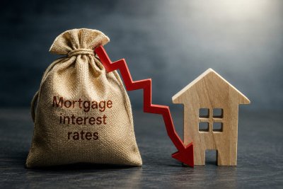 Mortgage Rates Edge Down but Remain Above 6% Threshold