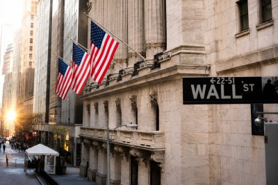 Nasdaq Futures Advance Ahead of April Jobs Data Amid Iran Tensions