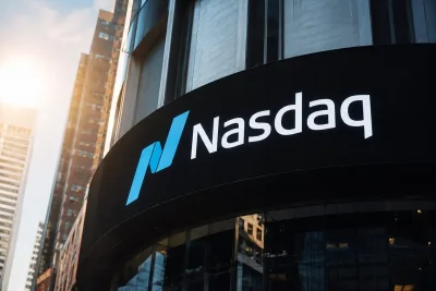 Nasdaq Leads Late-Day Rally as Market Breadth Expands Amid AI Spending Scrutiny