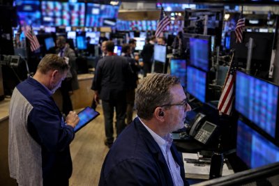 Nasdaq Rises 1.4% as Fed's Waller Signals Possible Rate Pause