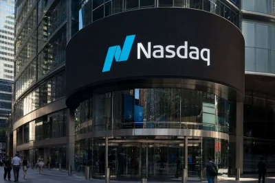 Nasdaq Slips 0.1% as Rising Yields Test Earnings Support