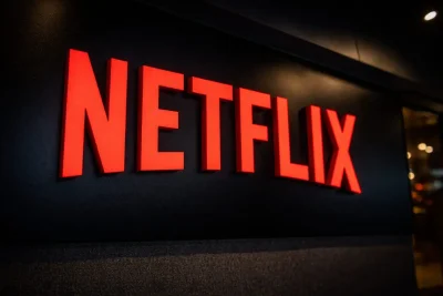 Netflix Expands Live Sports with Ngannou-Rousey MMA Event