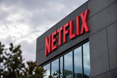 Netflix Stock Drops 7% as Revenue Growth Driven by Pricing Sparks Concerns