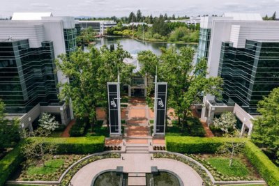 Nike's Tariff-Adjusted P/E Reveals a Steeper Valuation