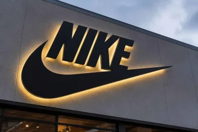 Nike Stock Surges on $986M Tariff Refund Boosting Earnings