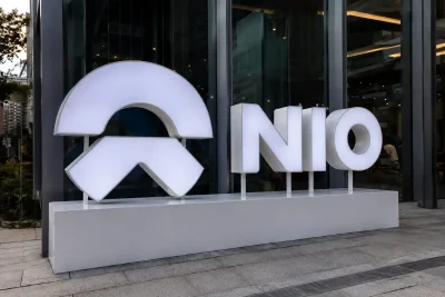 NIO Shares End Flat as Market Awaits Post-Earnings Catalysts