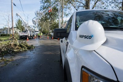 NiSource Storm Outages Hit 59% of NIPSCO Customers, Shares Slide