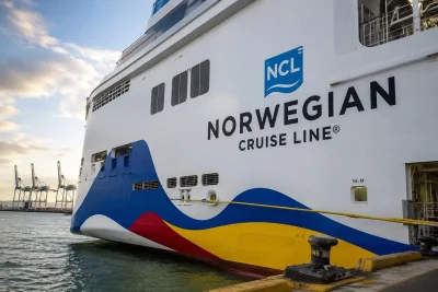 Norwegian Cruise Line Surges 9% as Oil Plunge Eases Fuel Cost Pressure