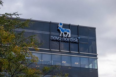 Novo Nordisk Wegovy Pill Prescriptions Surge Past Eli Lilly's Foundayo in Early Launch Race