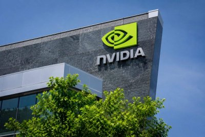 Nvidia Earnings Loom: $355B Swing at Stake for AI
