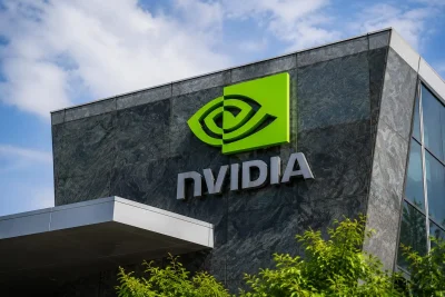 Nvidia Navigates Export Curbs and AI PC Push Ahead of Monday Trading