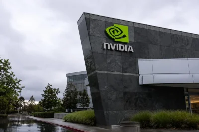 Nvidia's $373B Surge Meets Earnings Test as Forward P/E Hits Decade Low