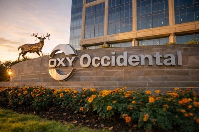 Occidental Petroleum Target Raised to $74 Amid Oil Price Volatility