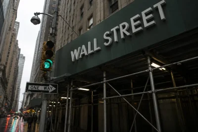 Oil Slide Fuels Airline Rally, Widening Sector Gap on Wall Street