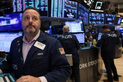 Oil Surge on Iran Strikes, Fed Policy Jitters Weigh on Markets