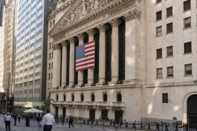 Oil Surge Weighs on Wall Street as Energy Outperforms