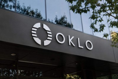 Oklo and X-Energy Surge $930M on Early U.S. Nuclear-AI Strategy