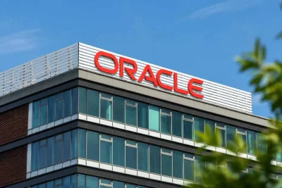 Oracle Stock Rises 5.6% Amid $638B Backlog Cash Conversion Test