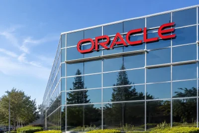 Oracle Surges on AI Cloud Momentum Ahead of Earnings
