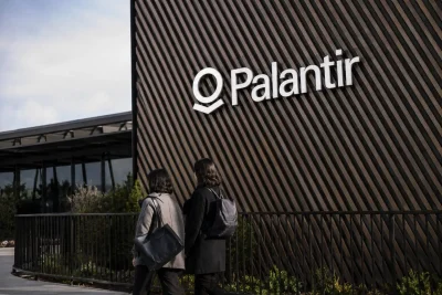 Palantir Stock Dips Despite Record Q1 as U.S. Commercial Revenue Misses Estimates