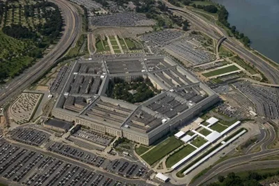 Pentagon Drives Small Nuclear Reactor Deployment, Outpacing Tech Giants