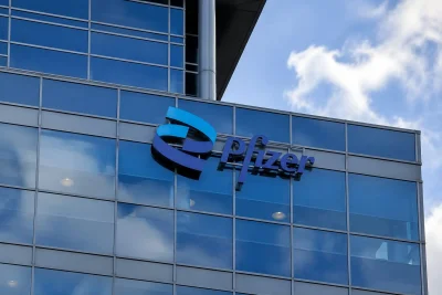 Pfizer CFO Departure Raises Growth Strategy Questions, Stock Slips 3%