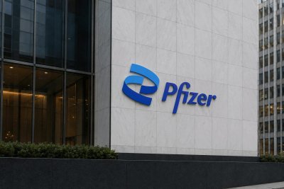 Pfizer's Core Growth Offsets COVID Decline, but $4B Forecast Raises Doubts