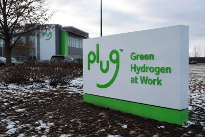Plug Power Holds at $2.21 as $80M Liquidity Push Meets Cash Burn Concerns
